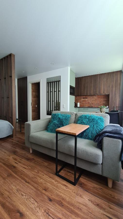 Mona Apartamentai Тельшяй Экстерьер фото